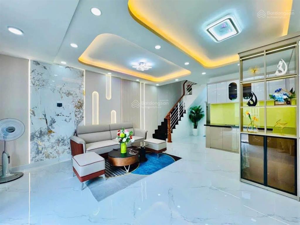 Nhà mặt tiền gò vấp phường 11 đường số 4, 2 tầng btct kinh doanh sầm uất