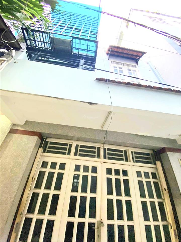 Bán nhà gò vấp đường số 6 sát chợ gò vấp, đh công nghiệp 36m 2 tầng shr.