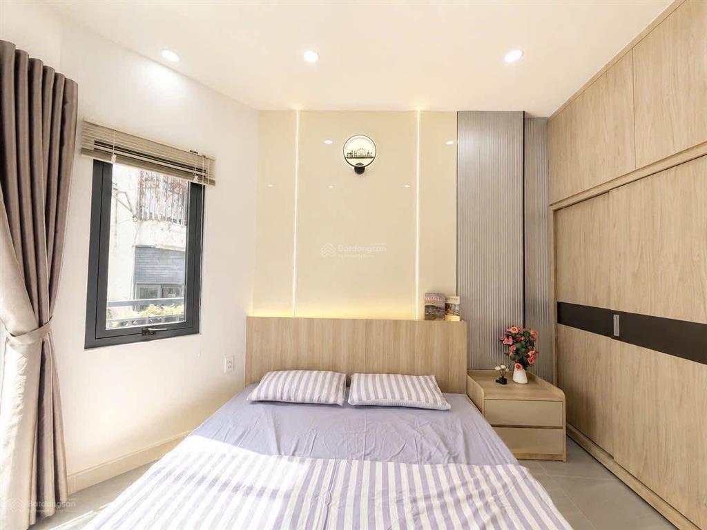 Bán nhà gò vấp nguyễn kiệm 40,2m 4 tầng gần quân y 175 chỉ 6,89 tỷ tl.