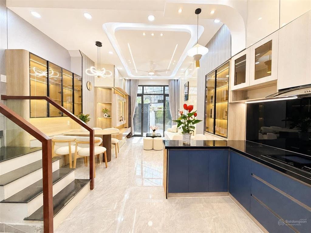 Bán nhà gò vấp nguyễn kiệm 40,2m 4 tầng gần quân y 175 chỉ 6,89 tỷ tl.