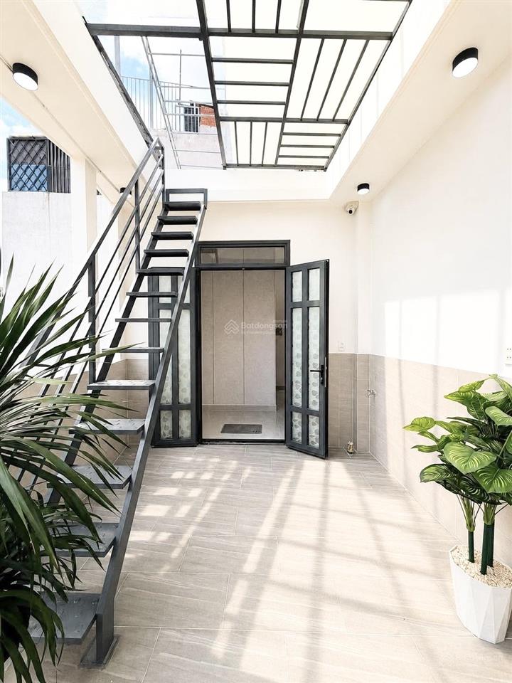 Bán nhà gò vấp nguyễn kiệm 40,2m 4 tầng gần quân y 175 chỉ 6,89 tỷ tl.