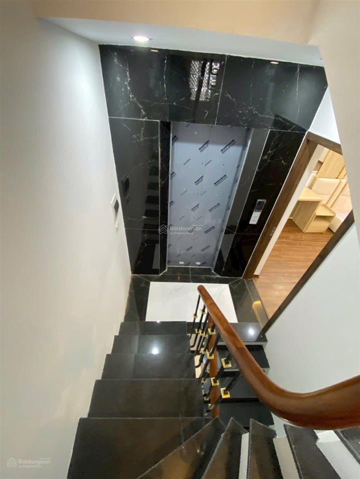 Bán nhà trương định 55m2 6tầng thang máy, mặt ngõ ô tô chỉ 10.9 tỷ có thương lượng