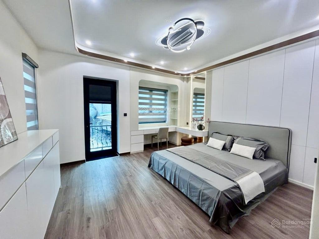 Bán nhà mai động lô góc thoáng sáng 2 mặt ngõ thông 6 tầng thang máy 30m ra hồ đền lừ, trường chợ