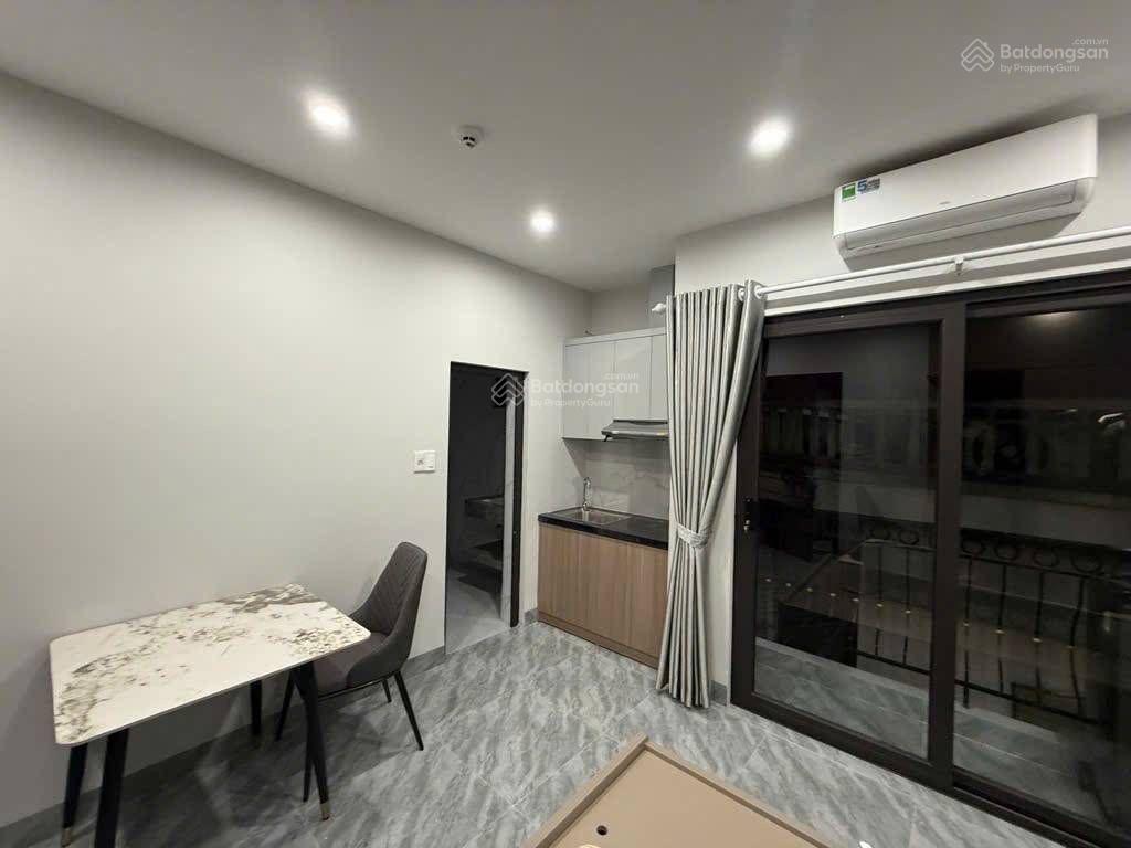 Bán nhà hồng mai. căn hộ 5 tầng dòng tiền 600tr/năm. 3 mặt thoáng, thang máy nhà mới