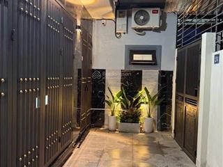 Bán nhà hồng mai. căn hộ 5 tầng dòng tiền 600tr/năm. 3 mặt thoáng, thang máy nhà mới