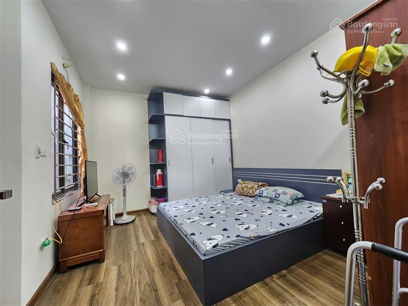 Bán nhà hoàng mai  hồ đền lừ nhà đẹp dân xây  ô tô nhỏ lùi cửa, 5tầng full nội thất chỉ 7,85t.ỷ