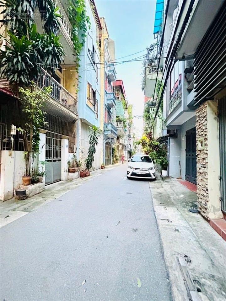 Bán nhà yên lạc  hai bà trưng  ô tô đỗ cửa, lô góc, ngõ thông, nhà siêu đẹp tặng 100% nội thất