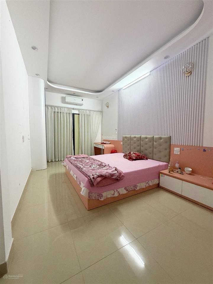 Bán nhà phân lô yên lạc, hai bà trưng, 6 tầng thang máy, full nội thất