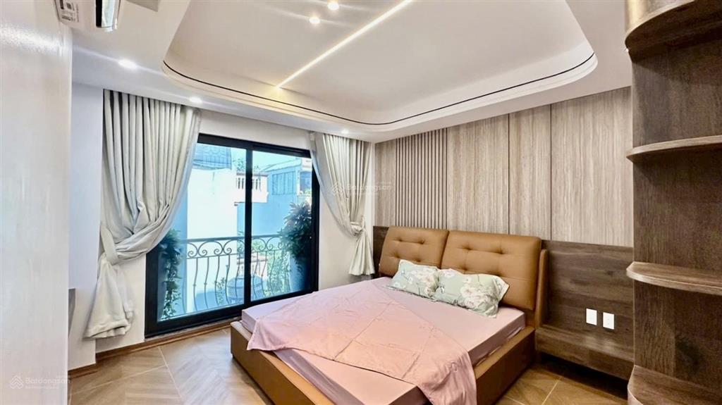 Nhà 6 tầng thang máy  9 tỷ ở đại la  trần đại nghĩa xây mới chỉ 9 tỷ  full nội thất
