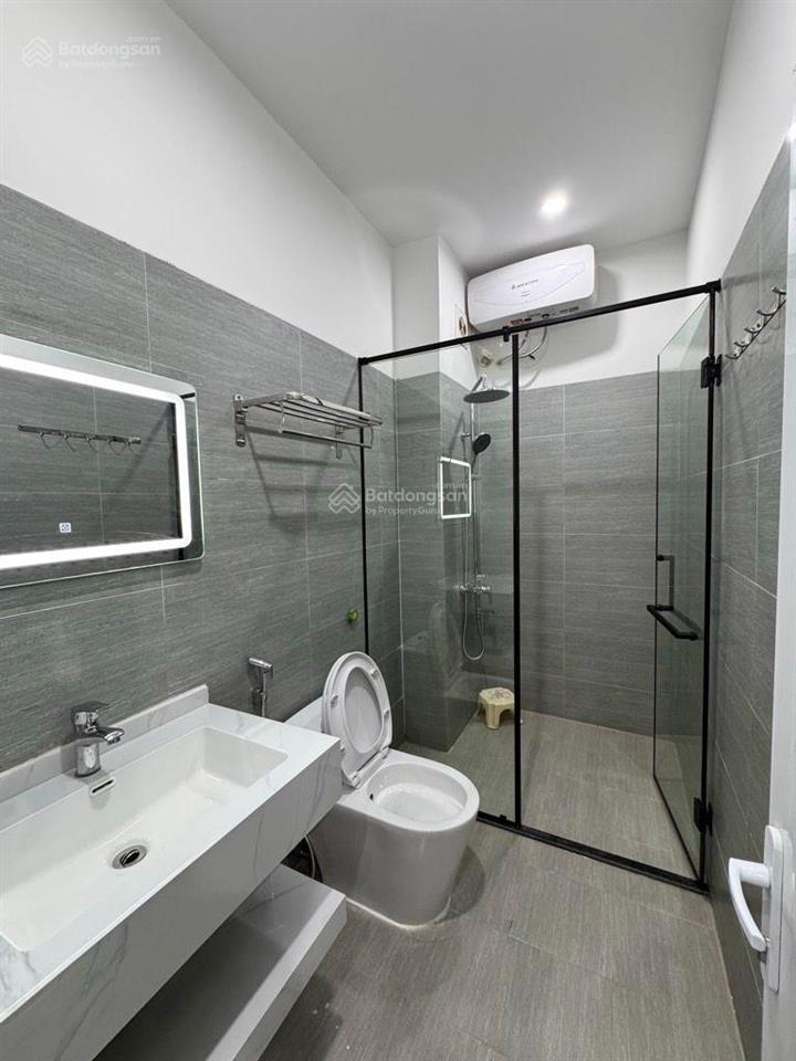 Bán nhà ngõ quỳnh dân xây  ô tô đỗ cổng  full nội thất xịn sò  trung tâm hai bà trưng