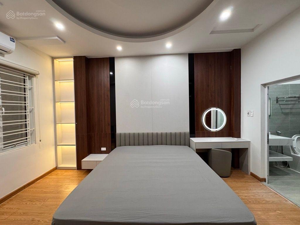 Bán nhà ngõ quỳnh dân xây  ô tô đỗ cổng  full nội thất xịn sò  trung tâm hai bà trưng