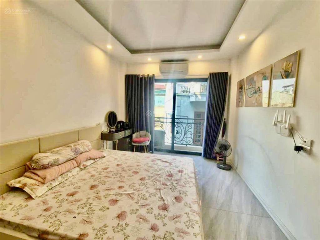 Hoàng mai đền lừ ngõ ô tô kinh doanh ngõ thông 6 tầng thang máy 13,5 tỷ