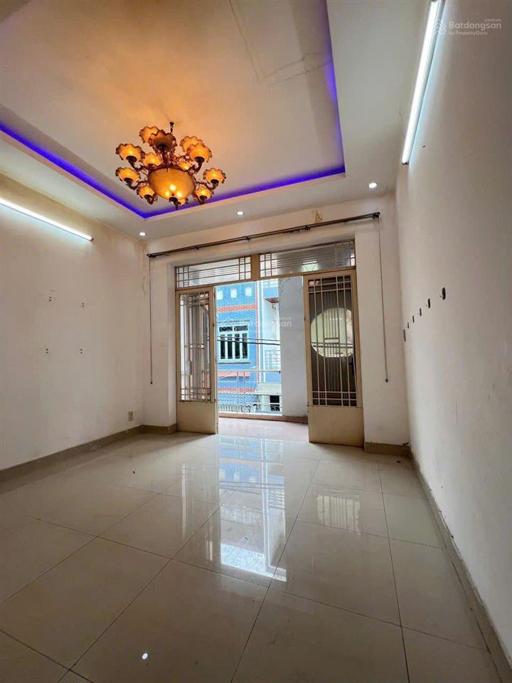 Bình tân giáp q6. tân phú. an dương vương. trệt 2.5 st. 44m .3pn 2wc. hẻm xe tải 8m .giá 5 ty 85