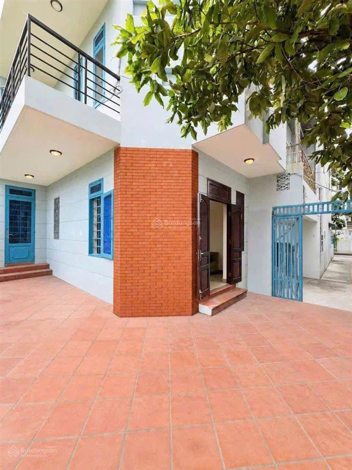 Villa mini tân bình view harmona 99m nở hậu hiếm 3 tầng  chỉ 8,8 tỷ tl