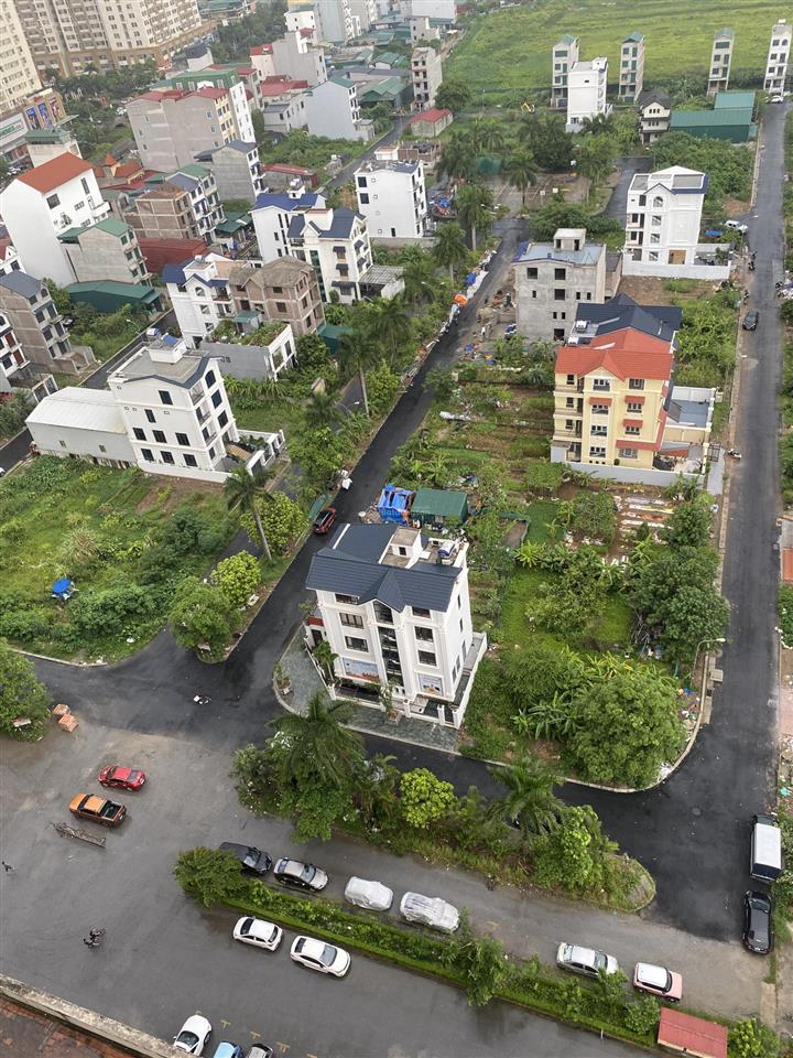 Em bình cư dân tân việt bán căn góc 115,8m2 4pn. giá 3,8tỷ. full nội thất đẹp. sẵn sổ. tầng trung