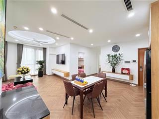 Em bình cư dân tân việt bán căn góc 115,8m2 4pn. giá 3,8tỷ. full nội thất đẹp. sẵn sổ. tầng trung
