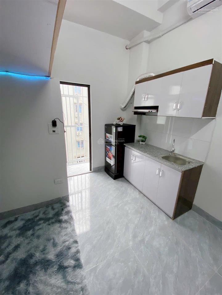 Bán ccmn 8 tầng thang máy 14p, 12 tỷ vnd, 45 m2 ở ngõ 87 yên xá, vf3 đỗ cổng, dòng tiền 60tr/tháng