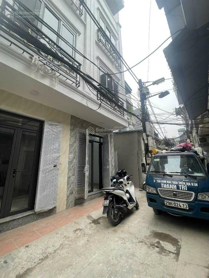 Bán ccmn 8 tầng thang máy 14p, 12 tỷ vnd, 45 m2 ở ngõ 87 yên xá, vf3 đỗ cổng, dòng tiền 60tr/tháng