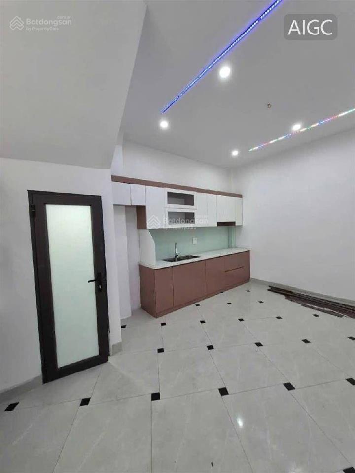 Bán nhà riêng tại vĩnh quỳnh, 5 tỷ, 35 m2, sổ đỏ vuông, ô tô đỗ cổng