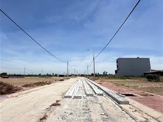 Bán đất tại thị trấn văn giang, 2,6 tỷ, 79 m2, view đẹp chỉ với