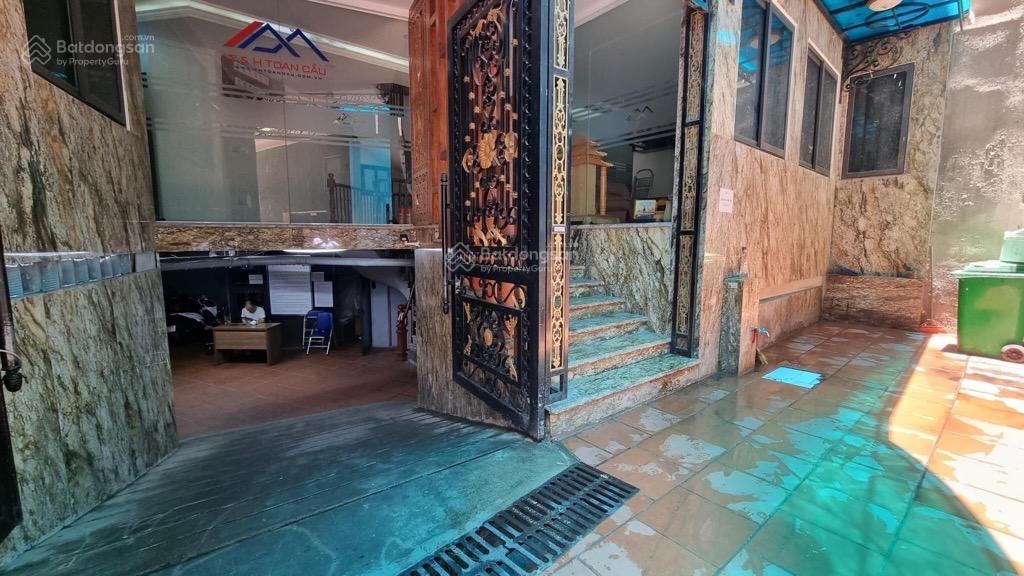 Bán tòa building phố trần thái tông, cầu giấy, dt 320m2/mt 16m/10 tầng, dòng tiền. giá 70 tỷ