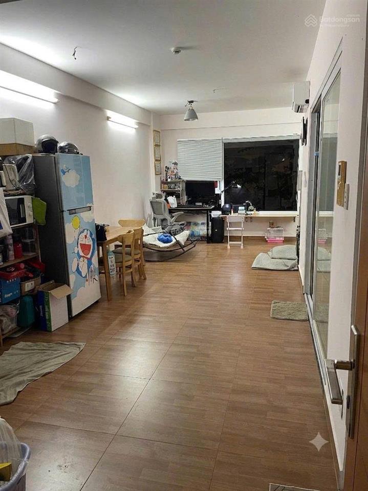 Cần tiền nên bán căn 1pn ehome5, block b, nhà đẹp giá 3.2 tỷ