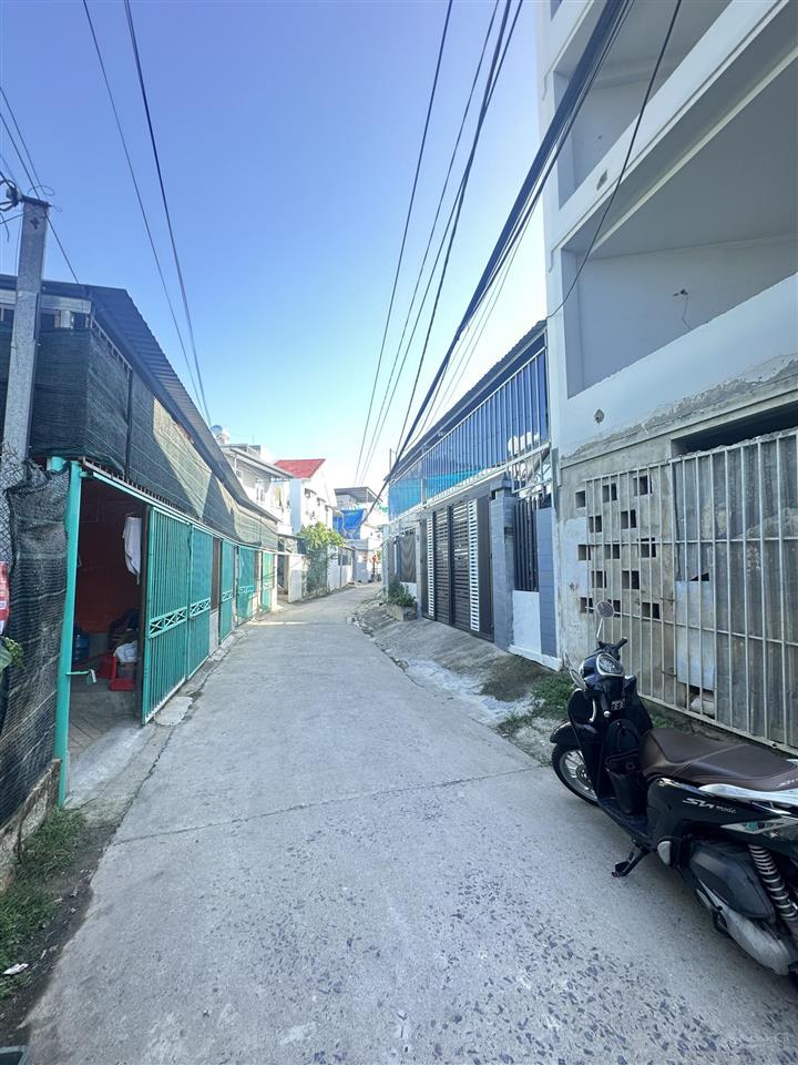 Cần bán nhanh nhà thô 2 mặt tiền trước sau phường tây nha trang gần chợ vĩnh ngọc