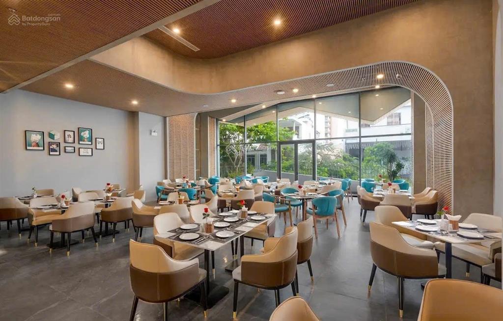 Siêu phẩm khách sạn 4 sao mặt tiền trung tâm tp nha trang cách biển 300m, pccc chuẩn khai thác ngay