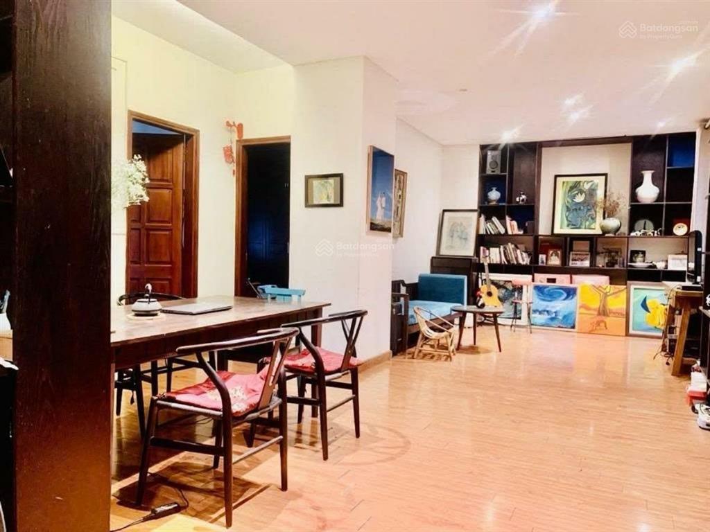 Bán căn hộ tại a5 nguyễn cảnh dị  kđt đại kim  dt 122m2  3 ngủ, 2 ban công, mới đẹp. giá 7.8 tỷ