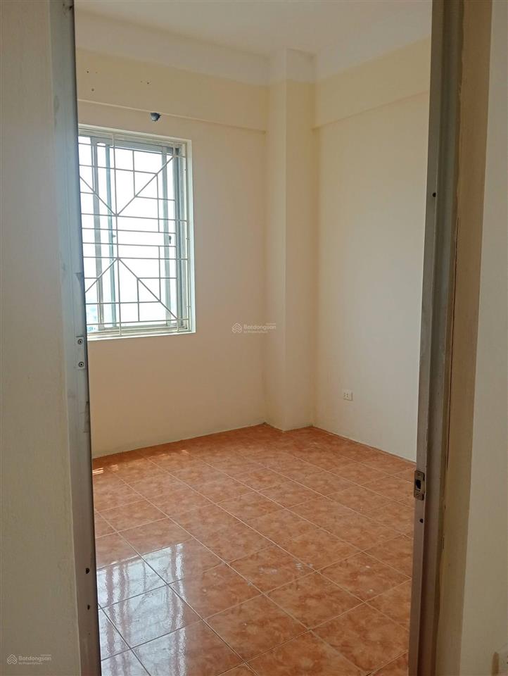 Bán chung cư nơ14 khu đô thị mới định công. lô góc 2 phòng ngủ vị trí đẹp. dt 63m2. giá 4,6 tỷ