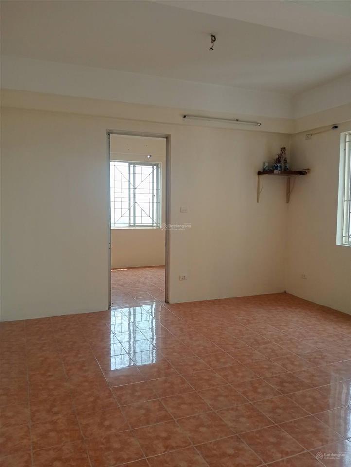 Bán chung cư nơ14 khu đô thị mới định công. lô góc 2 phòng ngủ vị trí đẹp. dt 63m2. giá 4,6 tỷ