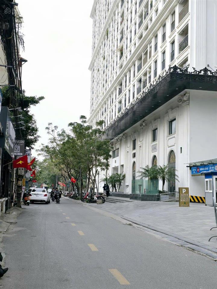 Chỉ hơn 8 tỷ mỹ đình 40m² ô tô đỗ cửa  full nội thất  kinh doanh.