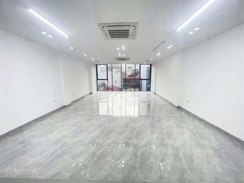 Bán dòng tiền 1 tỷ/năm doãn kế thiện 62m2, 9 tầng, mặt tiền 5m, giá 27,5 tỷ chuẩn pccc (có tl).