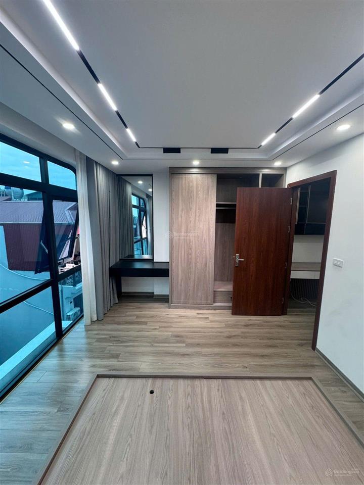 Bán dòng tiền 1 tỷ/năm doãn kế thiện 62m2, 9 tầng, mặt tiền 5m, giá 27,5 tỷ chuẩn pccc (có tl).