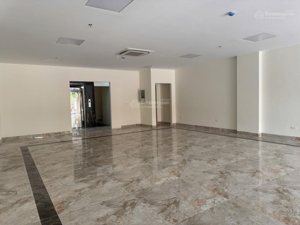 Mặt phố đức diễn 155m2 kdvp, 7 tầng thang máy, mặt tiền 8m, giá 74tỷ (có thương lượng).