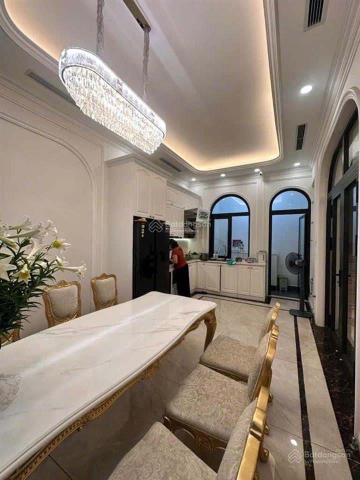 Biệt thự kđt mỹ đình i 100m2, 6 tầng, mặt tiền 8m, giá 52 tỷ (có thương lượng).