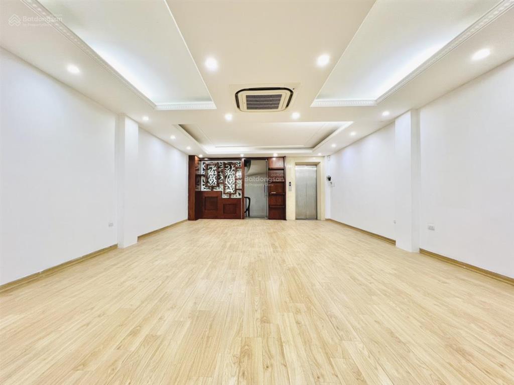 Bán nhà mặt phố khuất duy tiến 110m2, 9 tầng thang máy, mặt tiền 8m, giá 95 tỷ (có thương lượng).