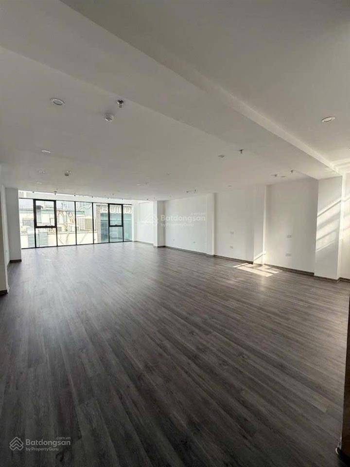 Bán nhà phân lô hoàng ngân 89m2, 5 tầng, mặt tiền 5m, giá 33.8 tỷ (có thương lượng).