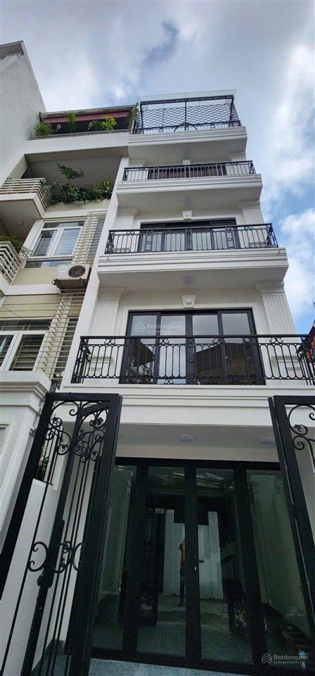 Bán nhà thang máy  phố hồng tiến  quận long biên  ô tô vào nhà  4 phòng ngủ