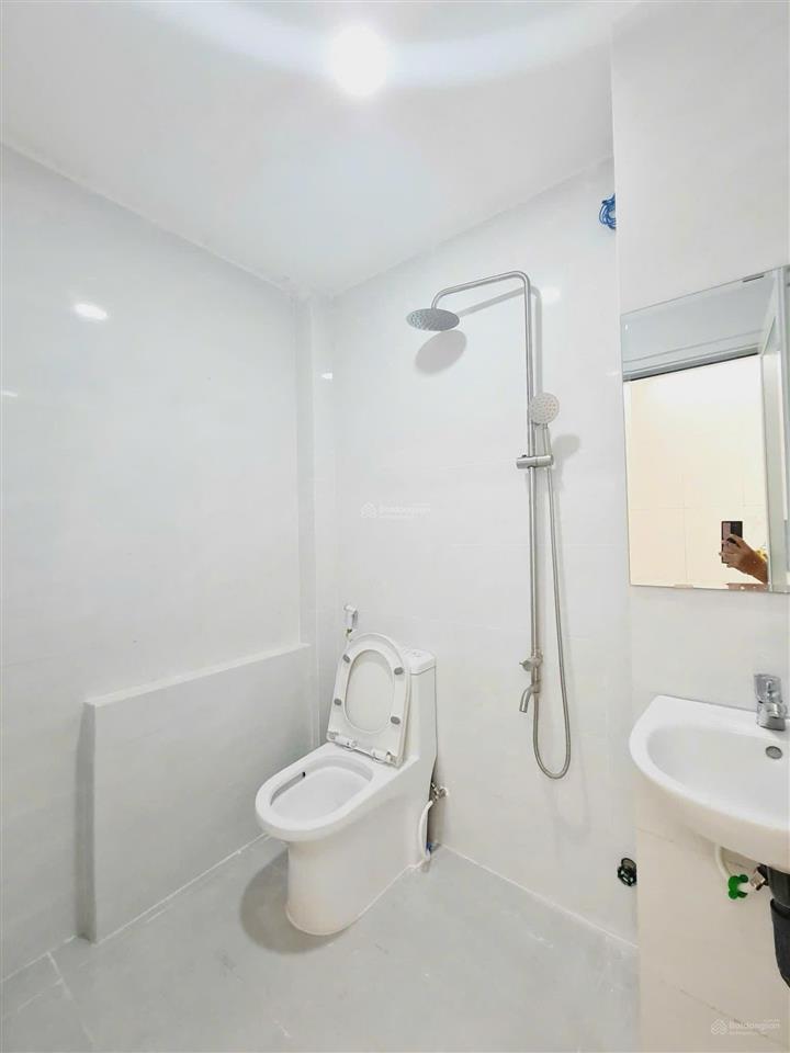 Cho thuê nhà trọ 2pn, 1wc, 45m2, giá tốt tại nam kỳ khởi nghĩa, p. võ thị sáu, q3, hcm
