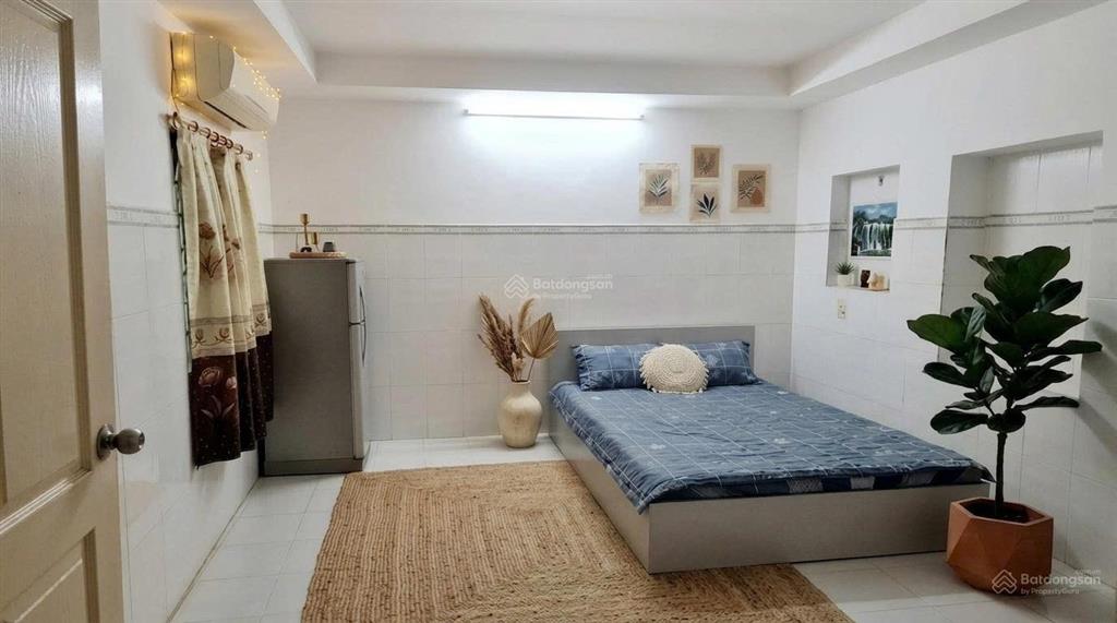 Cho thuê phòng trọ tại 25, cửu long, p 2, q tân bình, 3,7 triệu, 30m2 đẹp, full tiện ích