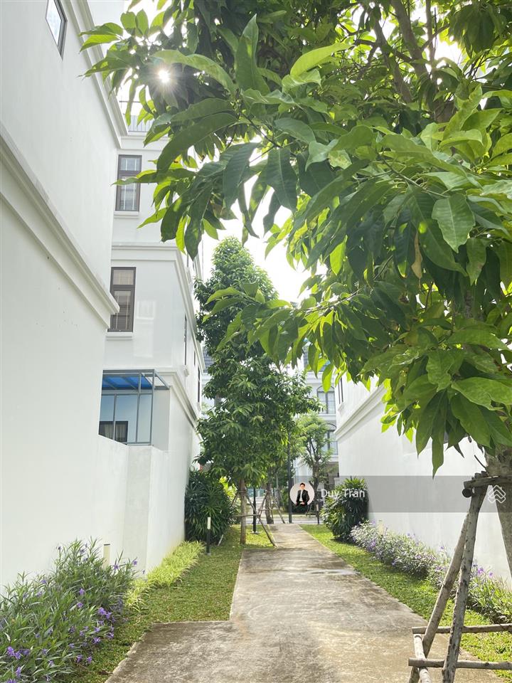 Căn góc mảng xanh, view biệt thự lavida  gần hồ  sổ hồng sẵn  8,3 tỷ