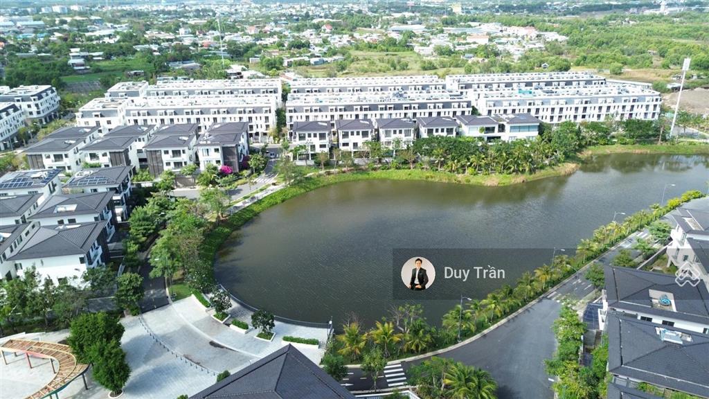 Căn góc mảng xanh, view biệt thự lavida  gần hồ  sổ hồng sẵn  8,3 tỷ