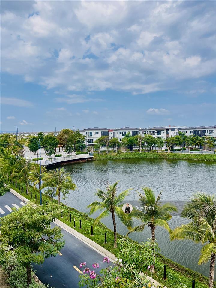 Nhà phố la vida view hồ trực diện cực hiếm giá tốt 8,5 tỷ, chiếm tỉ lệ chưa tới 2% quỹ căn