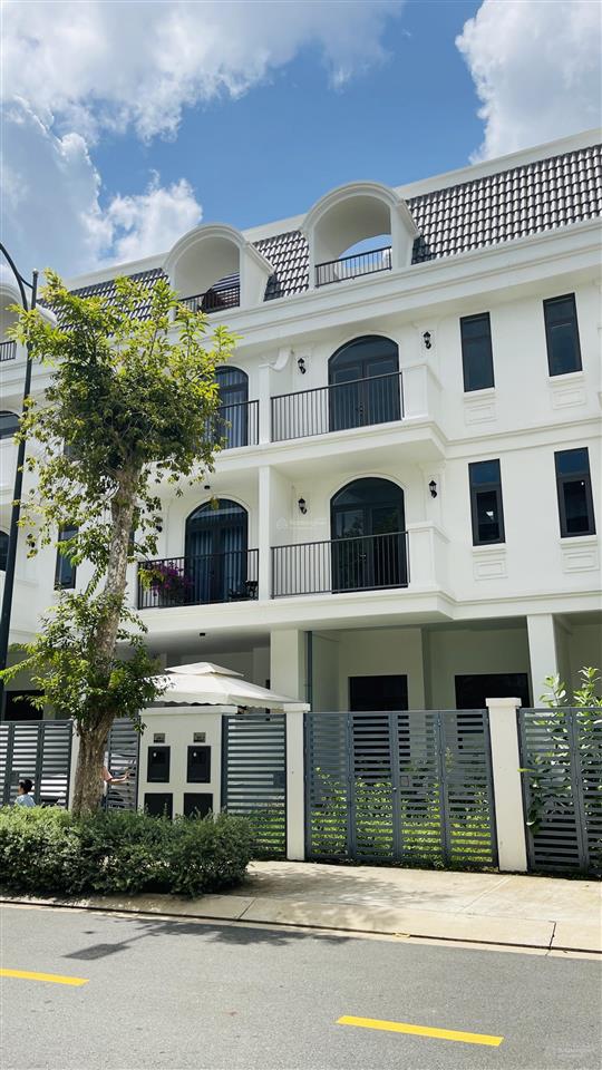 Không phải căn nào ở lavida cũng có vị trí này, ngang 6m, view biệt thự, gần cụm tiện ích, sổ sẵn