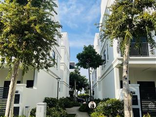 Căn góc mảng xanh, view biệt thự lavida  gần hồ  sổ hồng sẵn  8,3 tỷ