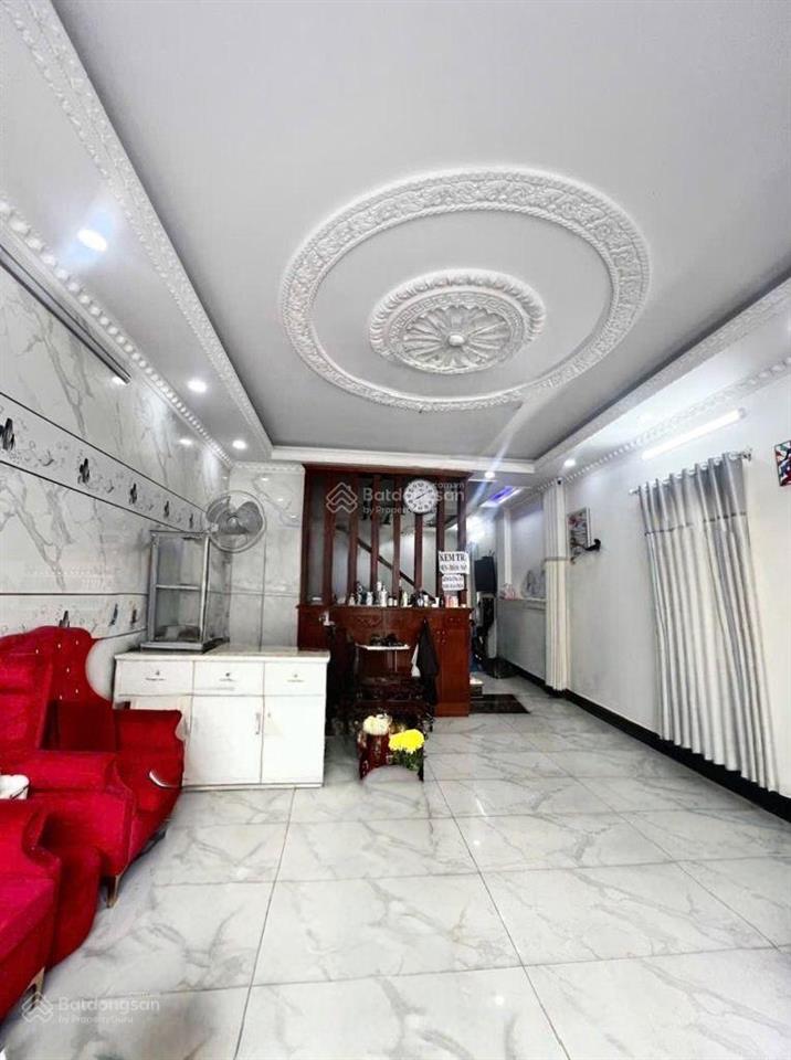Siêu phẩm 4t/244m gần tân kỳ tân quý giáp aeon tân phú  xe tải tránh