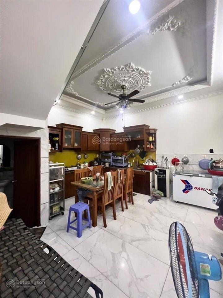 Siêu phẩm 4t/244m gần tân kỳ tân quý giáp aeon tân phú  xe tải tránh