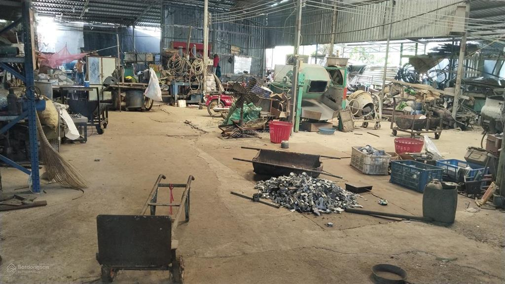 Bán gấp đất 2250m2 đất sát mặt tiền 835 đối diện ubnd xã rạch kiến  xe tải vào tận nhà