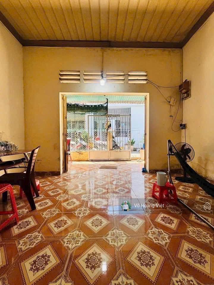 Bán đất tặng nhà c4  mặt tiền đường  125m2  ô tô đỗ cửa  cạnh đồng văn cống  p.thạnh mỹ lợi q2